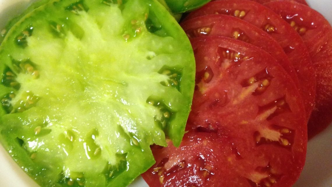 Three Reasons Why I Prefer the Green Giant Heirloom Tomato